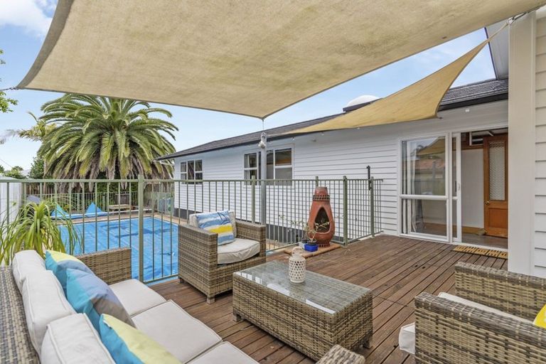 Photo of property in 476 Devonport Road, Tauranga South, Tauranga, 3112