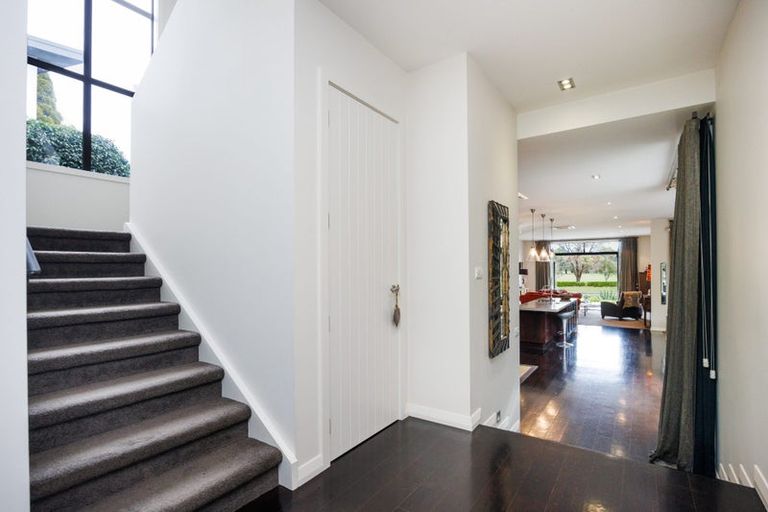 Photo of property in 25 Montgomery Terrace, Hokowhitu, Palmerston North, 4410