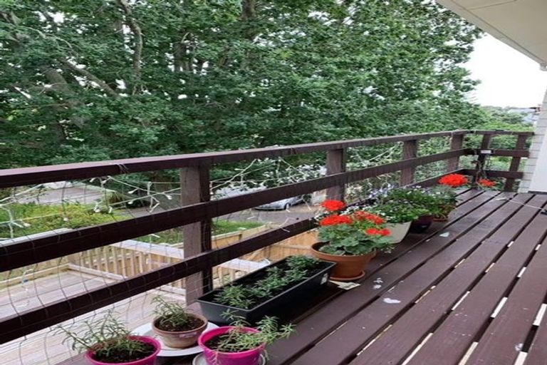 Photo of property in 2/8 Ballin Street, Ellerslie, Auckland, 1051