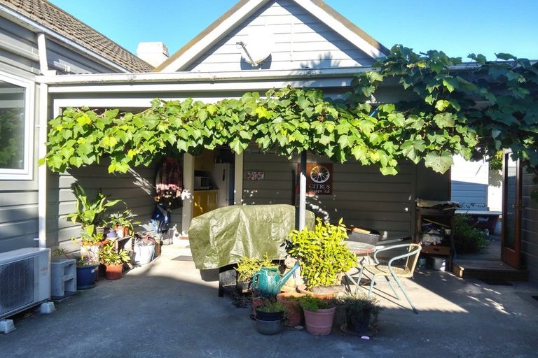 Photo of property in 71 Mckenzie Street, Geraldine, 7930