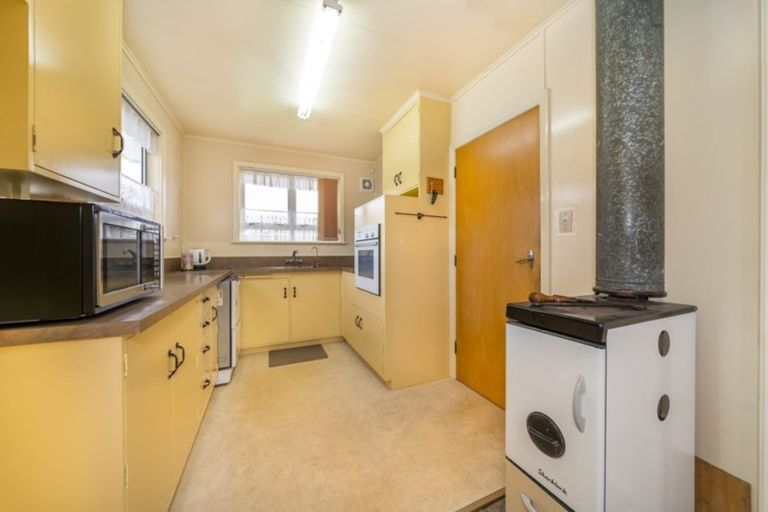 Photo of property in 21 Mcleod Street, Elderslea, Upper Hutt, 5018