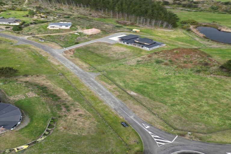 Photo of property in 4 Quail Way, Waitarere, Levin, 5510