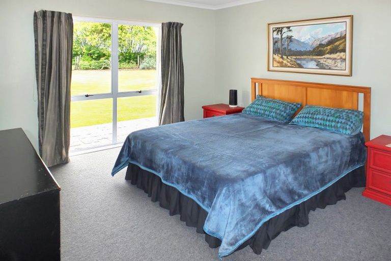 Photo of property in 24 Bergin Road, Foxton, 4814