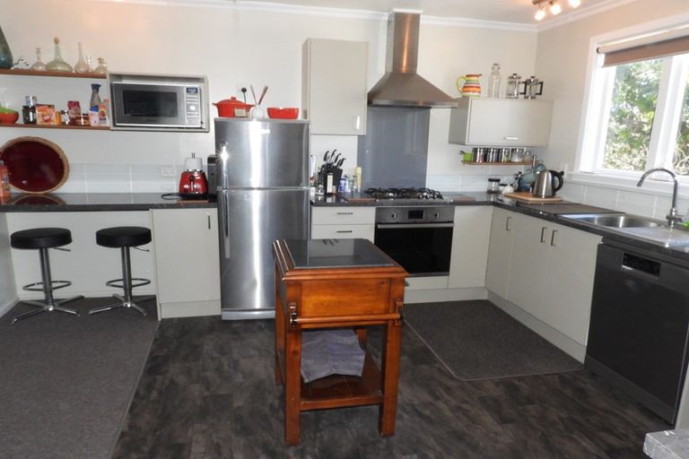 Photo of property in 77 Bledisloe Street, Kurow, 9435