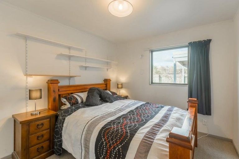 Photo of property in 33a Ratanui Road, Paraparaumu, 5032