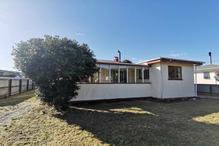 Photo of property in 50 Moorhouse Street, Ross, 7812