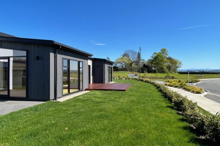 Photo of property in 38 Greenway Crescent, Hope, Richmond, 7020