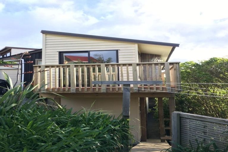 Photo of property in 12 Indira Place, Khandallah, Wellington, 6035