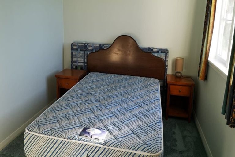 Photo of property in 139 The Ridgeway, Mornington, Wellington, 6021