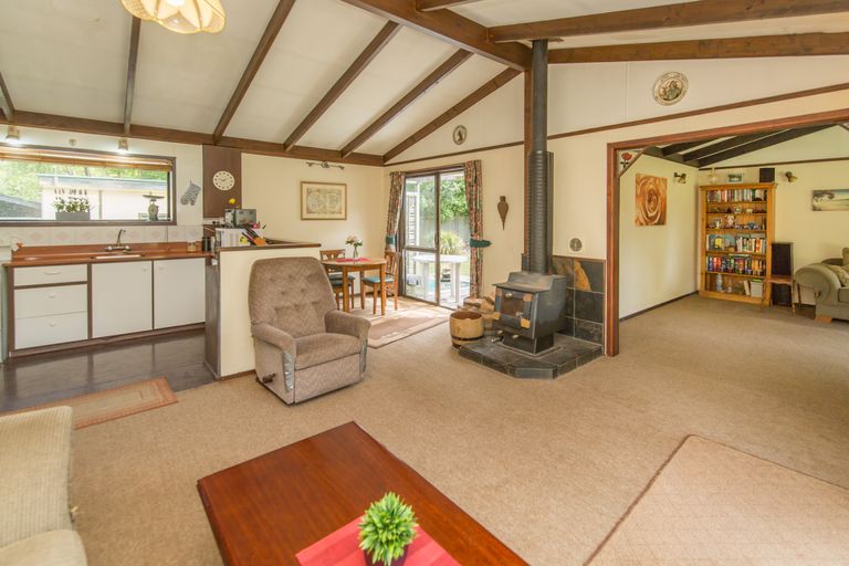 Photo of property in 2/4 Charles Street, Waddington, 7500