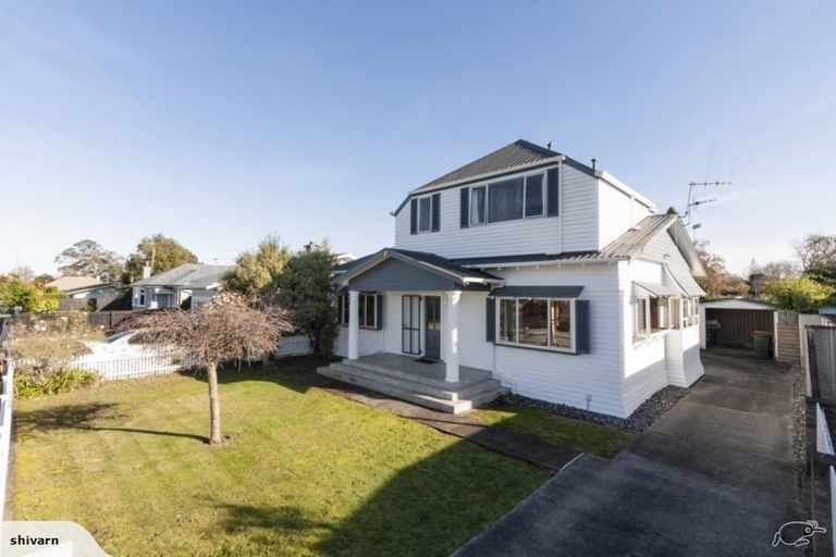 Photo of property in 11 Chelwood Street, Takaro, Palmerston North, 4412
