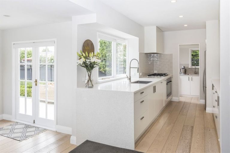 Photo of property in 26 Claremont Avenue, Papanui, Christchurch, 8053