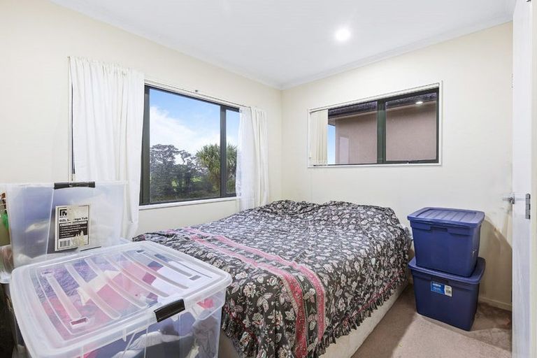 Photo of property in 88 Naylors Drive, Mangere, Auckland, 2022