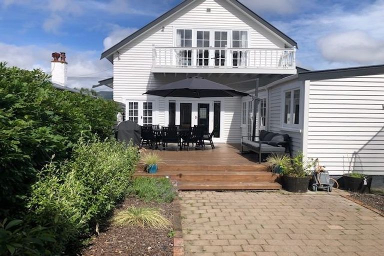 Photo of property in 49 Kensington Avenue, Petone, Lower Hutt, 5012