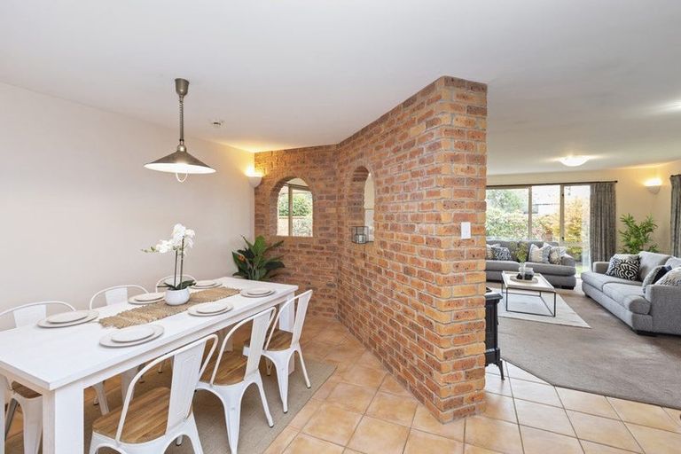 Photo of property in 7 Oakmont Green, Shirley, Christchurch, 8061