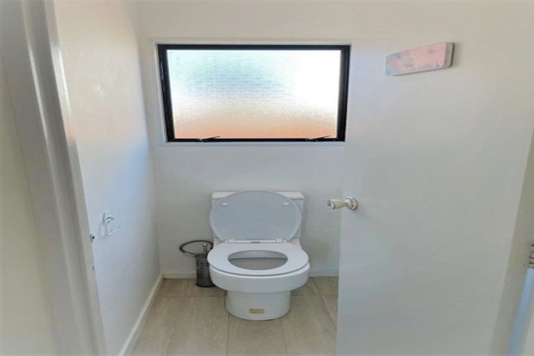 Photo of property in 2/32 Buckland Road, Mangere East, Auckland, 2024