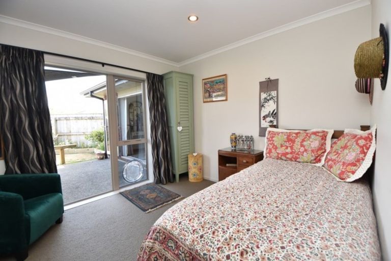 Photo of property in 7 Tararua Crescent, Carterton, 5713