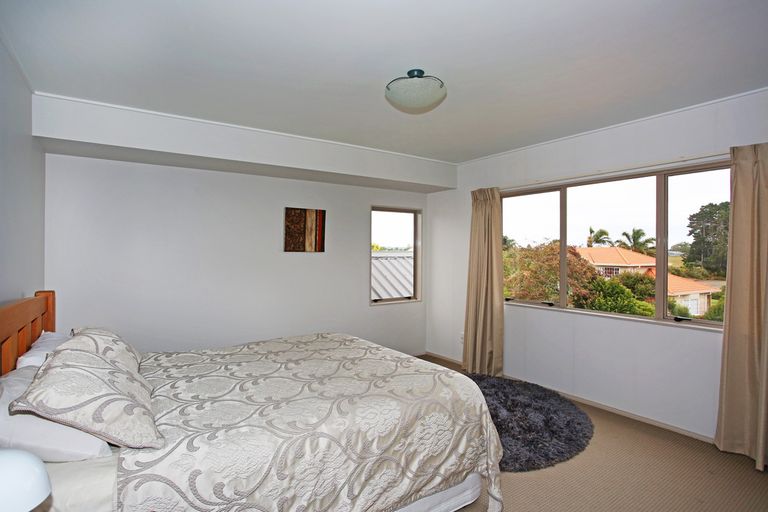 Photo of property in 27 Bayview Drive, Waiuku, 2123
