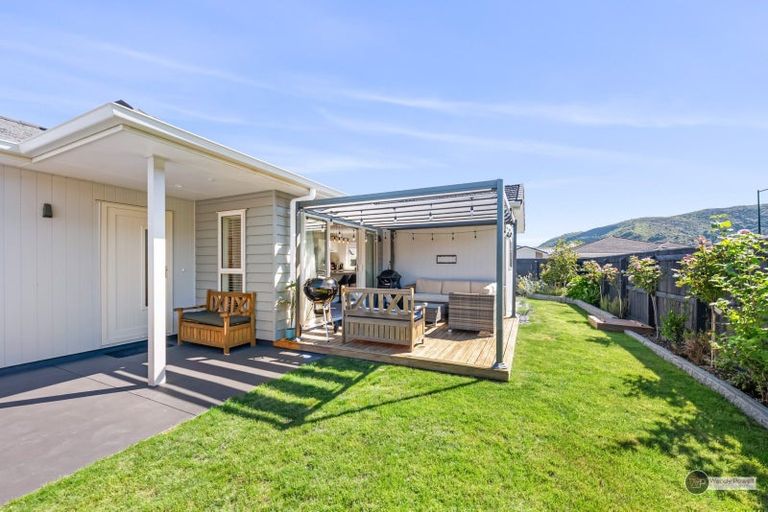 Photo of property in 4 Martha Turnell Crescent, Manor Park, Lower Hutt, 5019