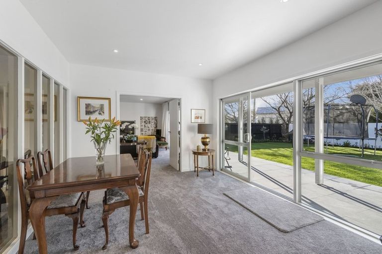 Photo of property in 53 Kotare Street, Fendalton, Christchurch, 8041