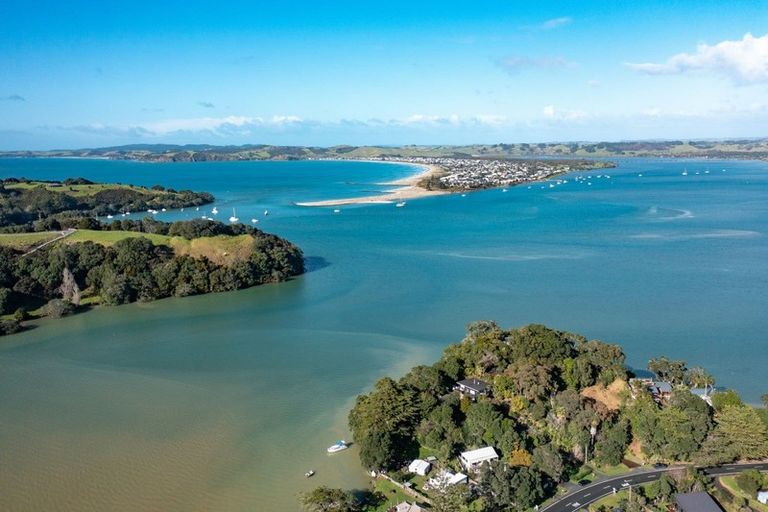 Photo of property in 415 Leigh Road, Whangateau, 0985