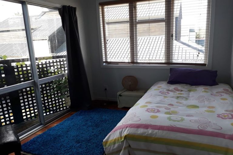 Photo of property in 1/37 Nile Road, Milford, Auckland, 0620