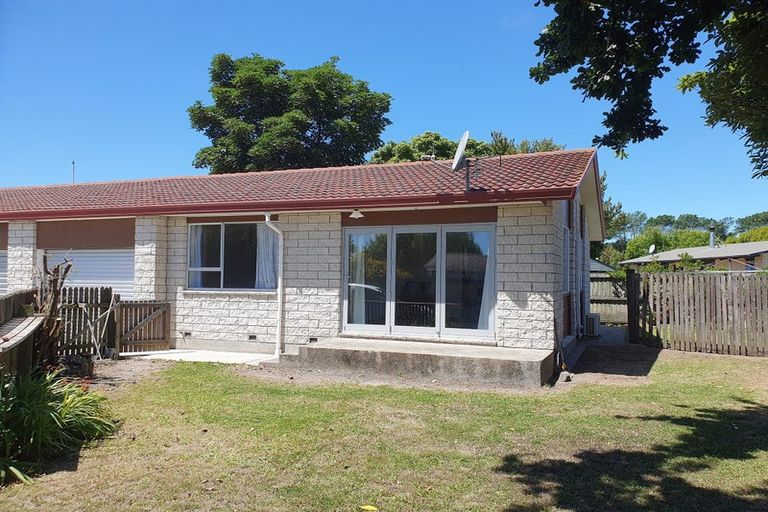 Photo of property in 2/93 Bayswater Crescent, Bromley, Christchurch, 8062