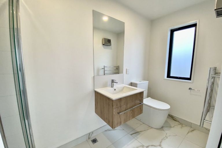 Photo of property in 3/16 Smith Street, Woolston, Christchurch, 8062