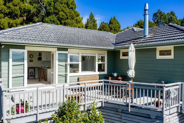 Photo of property in 122 Massey Road, Waipu, 0582