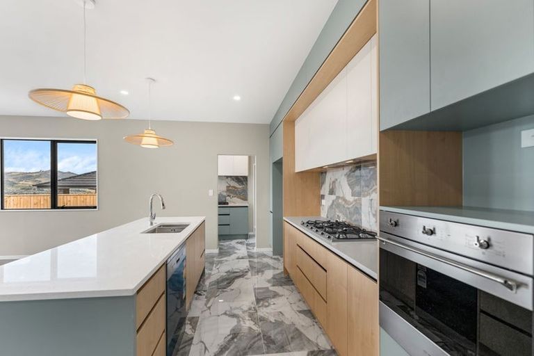 Photo of property in 5 Piedmonte Avenue, Pokeno, 2402