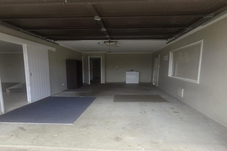 Photo of property in 244a Queen Street, Pukekohe, 2120