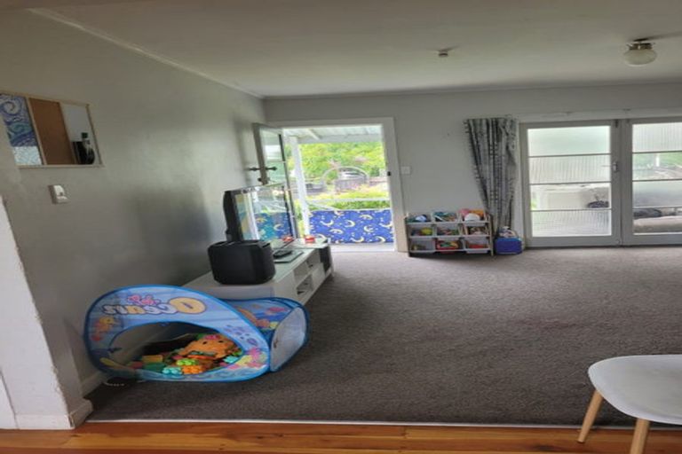 Photo of property in 1/72 Gloucester Road, Manurewa, Auckland, 2102