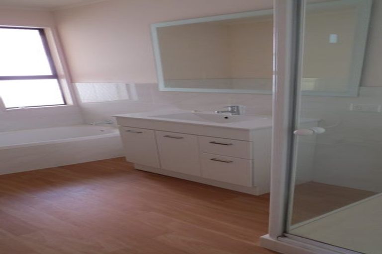 Photo of property in 36 Garthwood Road, Hillcrest, Hamilton, 3216