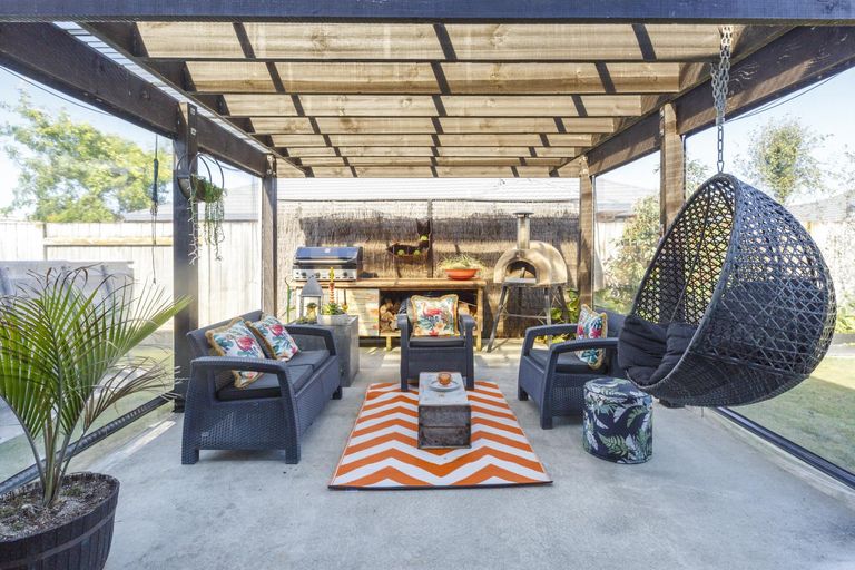 Photo of property in 31 Pegasus Place, Kelvin Grove, Palmerston North, 4414