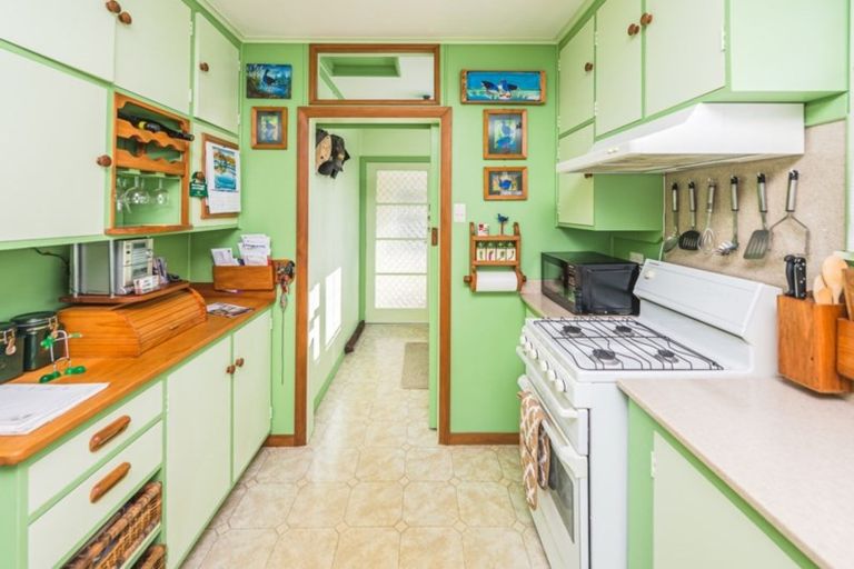 Photo of property in 172 Paterson Street, Aramoho, Whanganui, 4500