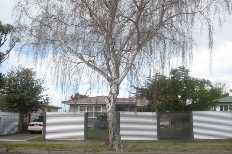 Photo of property in 40 Bright Crescent, Maraenui, Napier, 4110
