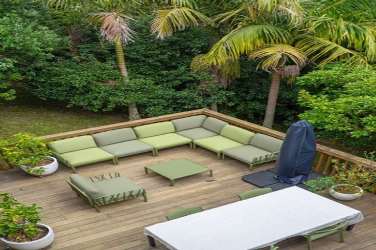 Photo of property in 2/35a Rangatira Road, Beach Haven, Auckland, 0626