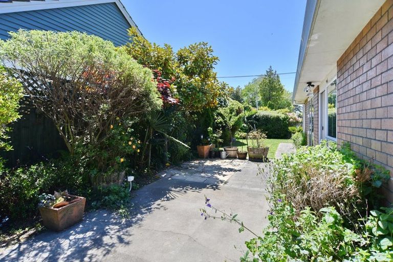 Photo of property in 125 Sawyers Arms Road, Northcote, Christchurch, 8052