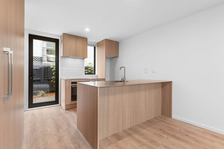Photo of property in 4/7 Grove Road, Addington, Christchurch, 8024