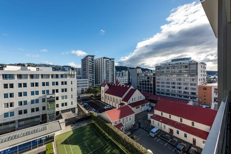 Photo of property in Sanctum Apartment, 10 Ebor Street, Te Aro, Wellington, 6011