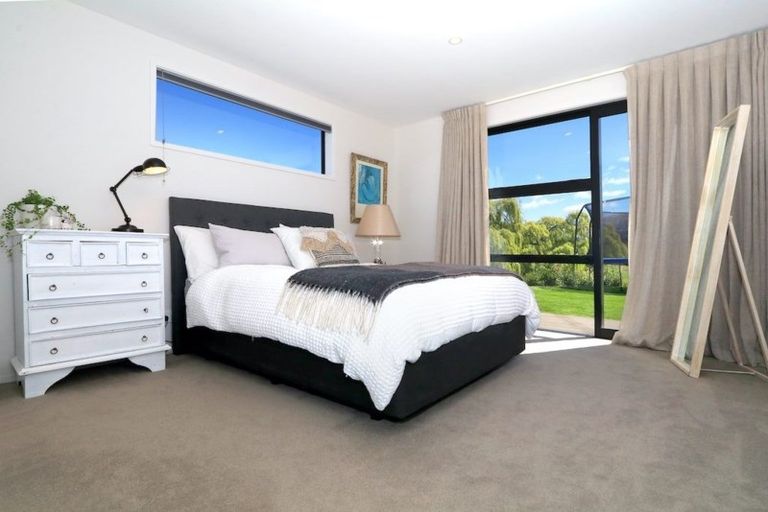 Photo of property in 84 Threepwood Road, Lake Hayes, Queenstown, 9371