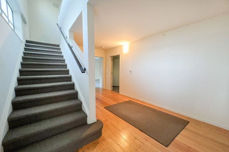 Photo of property in 632 Beach Road, Browns Bay, Auckland, 0630