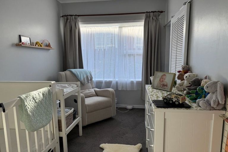 Photo of property in 21 Raumati Terrace, Khandallah, Wellington, 6035