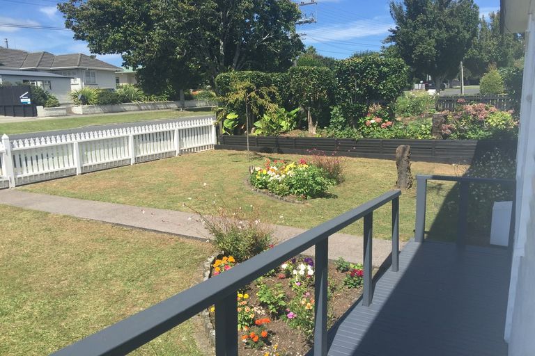 Photo of property in 2 College Street, Te Awamutu, 3800