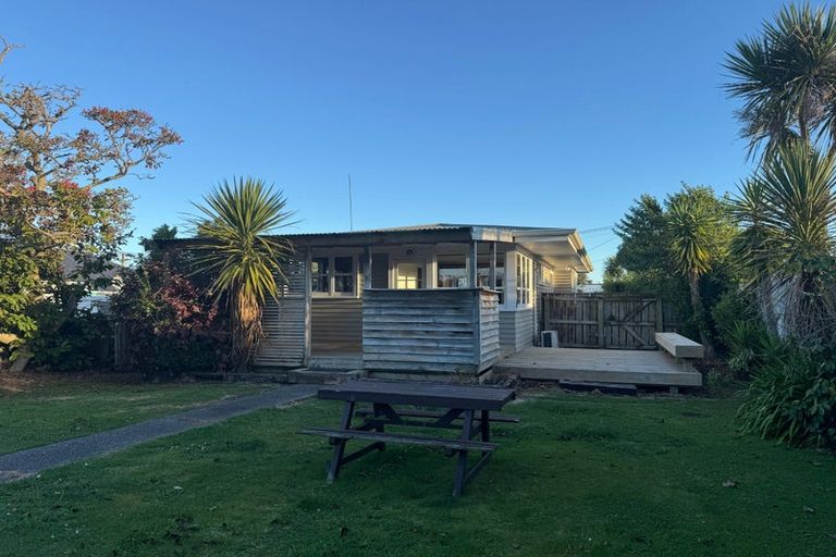 Photo of property in 56 Cuba Street, Marton, 4710