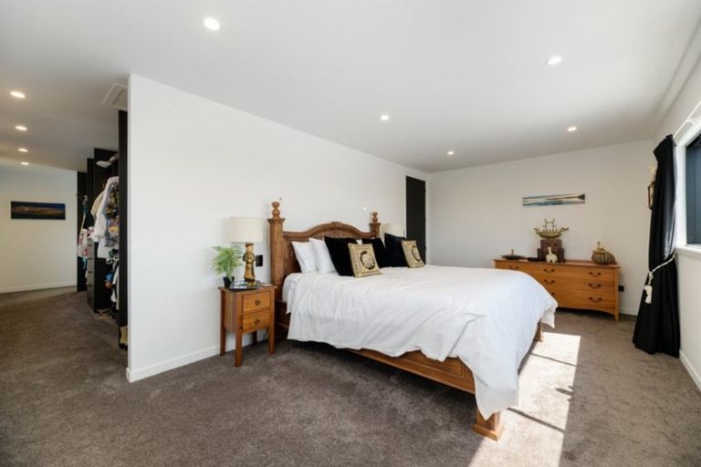 Photo of property in 15 Forstera Way, Papamoa Beach, Papamoa, 3118