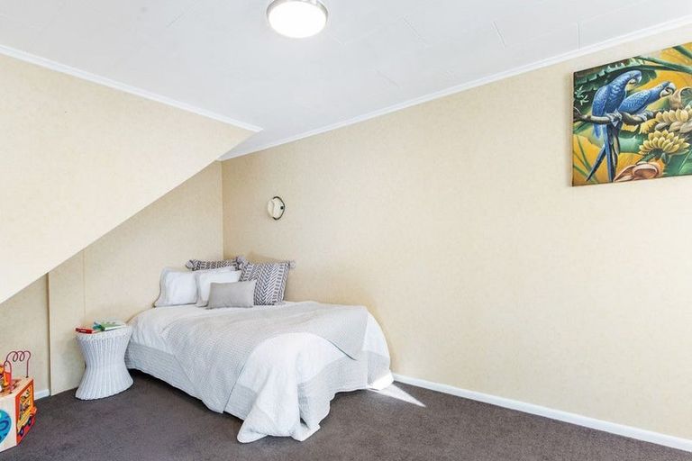 Photo of property in 75 Sidlaw Street, Strathmore Park, Wellington, 6022