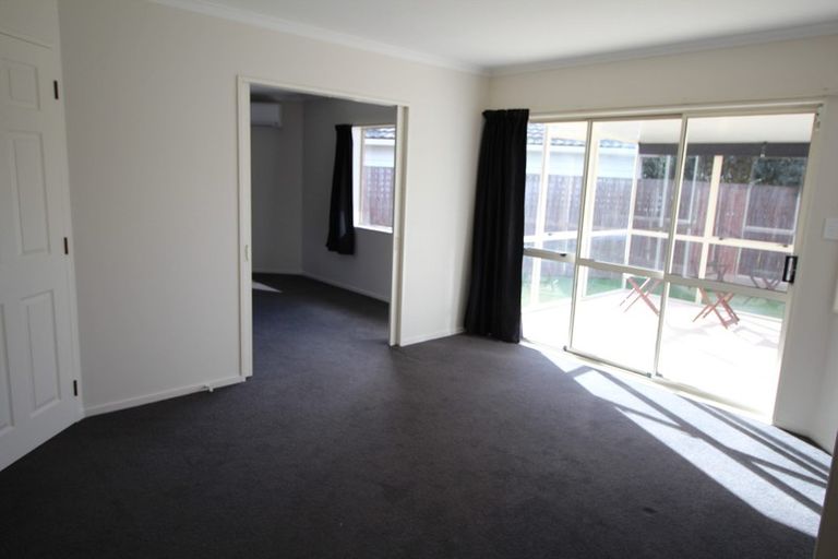 Photo of property in 9a Stewart Crescent, Hokowhitu, Palmerston North, 4410