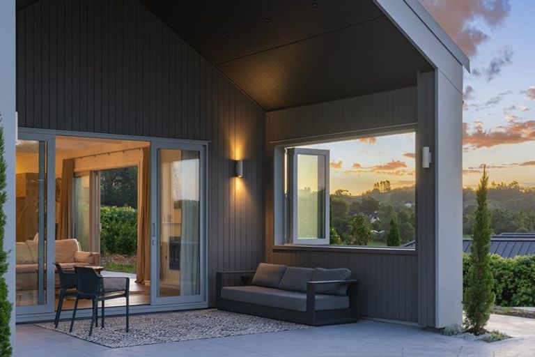 Photo of property in 4 Myra Evelyn Grove, Dairy Flat, Albany, 0792