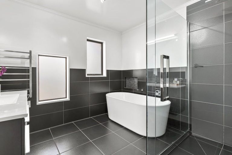 Photo of property in 9 Norman Terrace, Wanaka, 9305